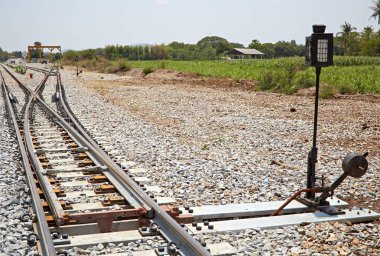 Rayların dönüm noktası