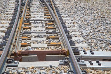 Rayların dönüm noktası