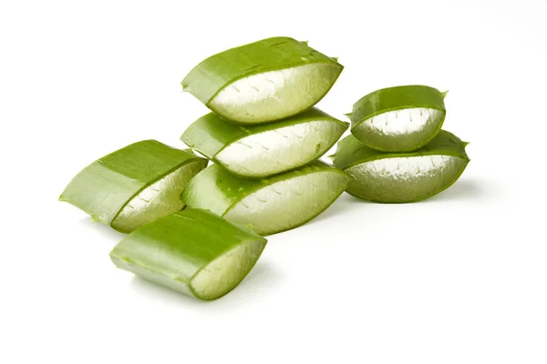 Frisch Geschnittene Aloe Vera Scheiben — Stockfoto