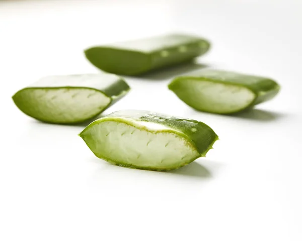 Tranches Aloe Vera Fraîches Coupées — Photo