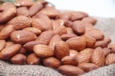 çuval bezi zemin badem