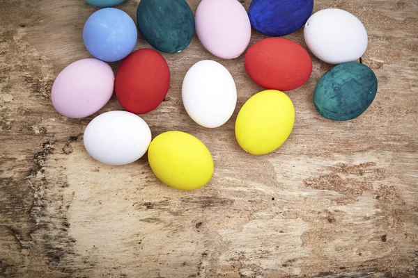 Huevos Pascua Sobre Mesa Madera Vista Superior — Foto de Stock