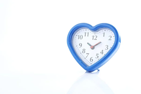 Relógio de alarme cardíaco azul — Fotografia de Stock