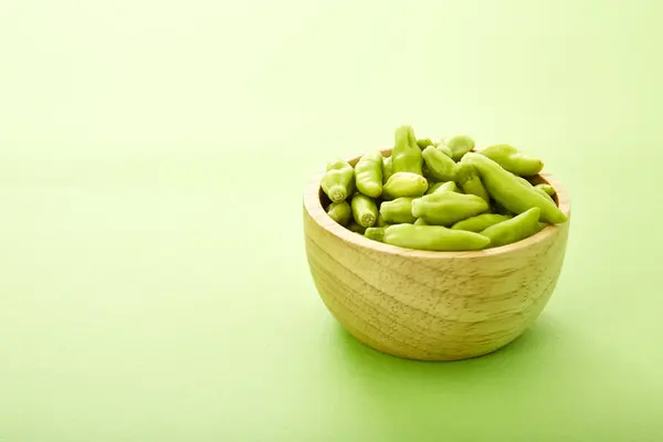 Ciotola di pepe verde — Foto Stock