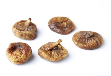 Bir beyaz üzerine kuru incir