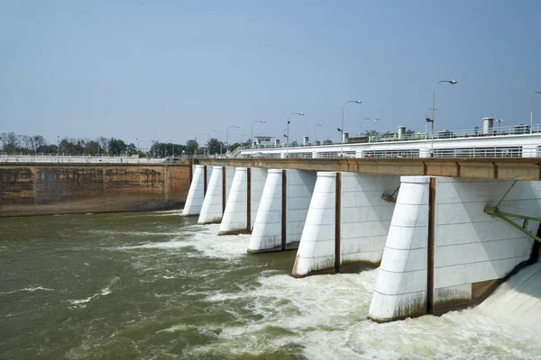 Mae Klong Dam — Stock fotografie