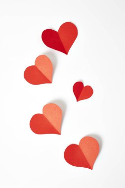 Kırmızı kağıt Kalpler