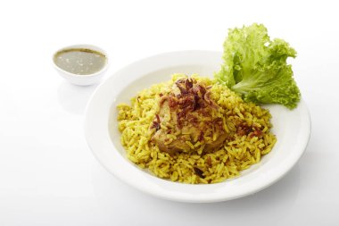 lezzetli tavuk Biryaniasty tavuk Biryani 