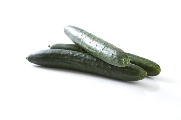 Зелені огірки овочеві фрукти — стокове фото