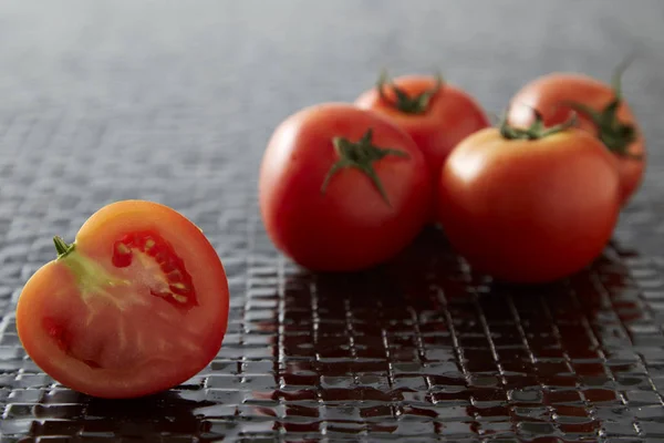 Ramo de tomates cherry — Foto de Stock