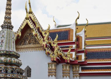 Wat Pho, Bangkok çatılar