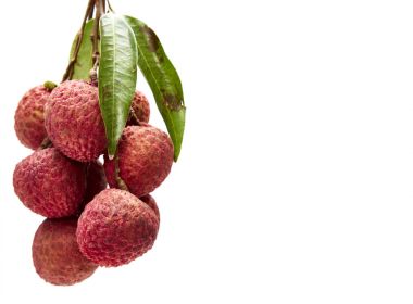 Yaprakları ile taze lychees 