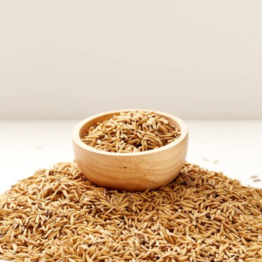 Kahverengi çeltik pirinç kapandı