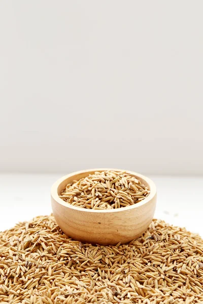 Kahverengi çeltik pirinç kapandı