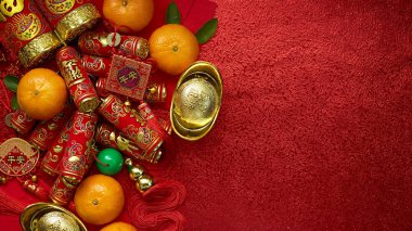 Çin paraları ya da şans ve Çince havai fişek ve Çin altın külçe Çin düğüm ve geleneksel Çin düğüm 