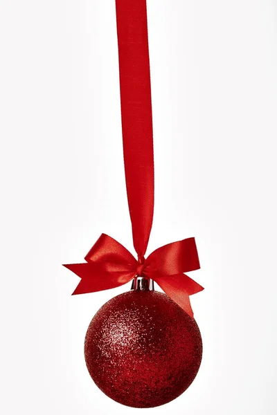 Red Christmas Ball Red Bow White Background — Stock Photo, Image