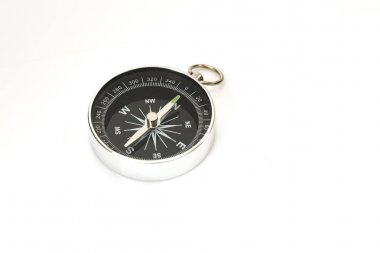 Pusula ve gezinti yolunu belirlemek için