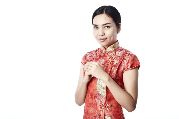 Belleza Mujer Usar Cheongsam Sonreír Usted Chino Año Nuevo — Foto de Stock