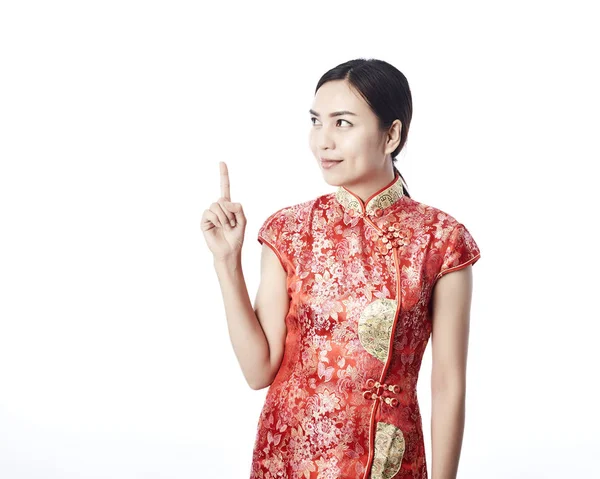Belleza Mujer Usar Cheongsam Sonreír Usted Chino Año Nuevo — Foto de Stock