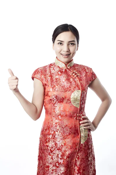 Belleza Mujer Usar Cheongsam Sonreír Usted Chino Año Nuevo —  Fotos de Stock