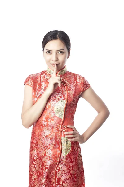 Belleza Mujer Usar Cheongsam Sonreír Usted Chino Año Nuevo — Foto de Stock