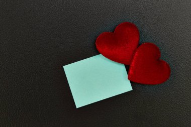 Sevgililer günü metin için kalp ve Blue Note kağıt ile arka plan