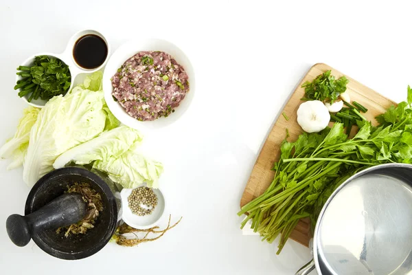 Thailändsk mat fläsk soppa ingrediens — Stockfoto