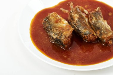 Domates Soslu Uskumru 