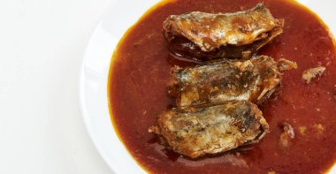 Domates Soslu Uskumru 