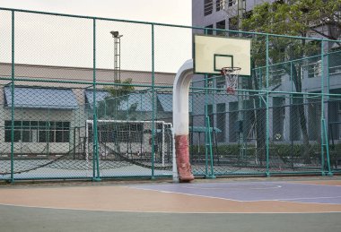 Sepet topu alan park açık