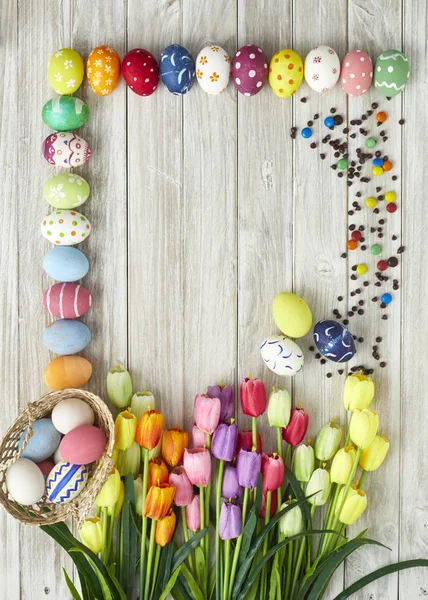 Festival de Pâques avec oeufs de Pâques colorés — Photo