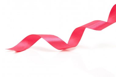 Beyaz üzerine pembe kıvırcık kurdele 