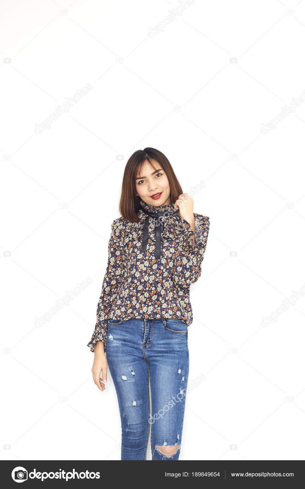 Attractive Asian Women Short Hair Stock Photo C Pongans68 Gmail