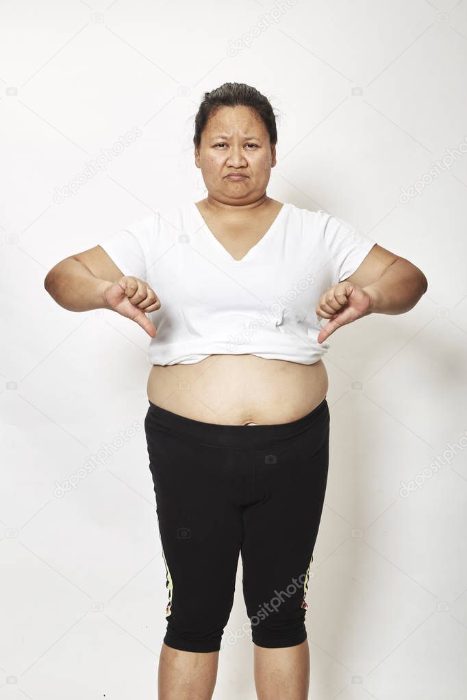  Asian fat Woman measuring