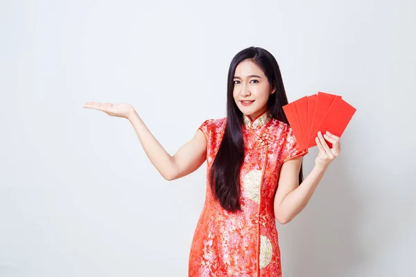 Mujeres asiáticas feliz año nuevo chino — Foto de Stock
