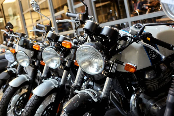 Мотоцикл The Royal Enfield — стоковое фото