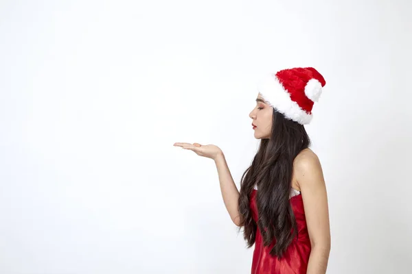 Mujer en vestido de Navidad en blanco — Foto de Stock