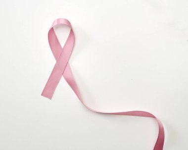 Pembe kurdele sembolü göğüs kanseri farkındalığı.