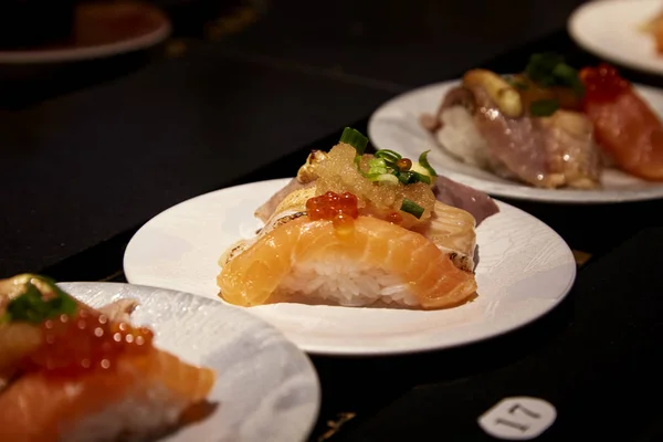 Japanse sushi traditionele Japanse gerechten — Stockfoto