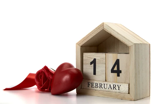 14 lutego z dekoracjami walentynkowymi — Zdjęcie stockowe