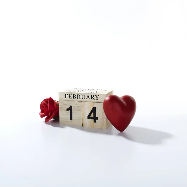 14 februar wooden calendar Valentines background — Stock Photo, Image