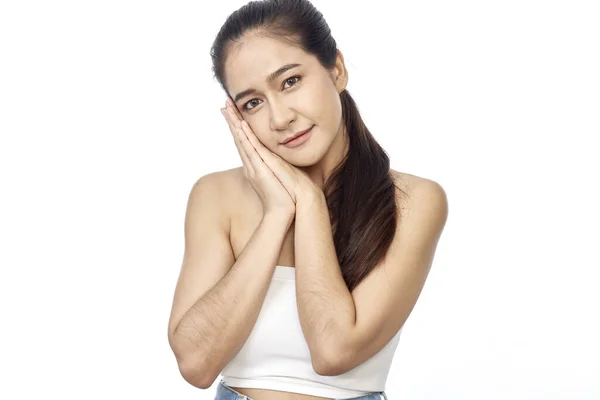 Retrato Hermosa Mujer Asiática Maquillaje Cosmética Niña Mano Tacto Cara — Foto de Stock