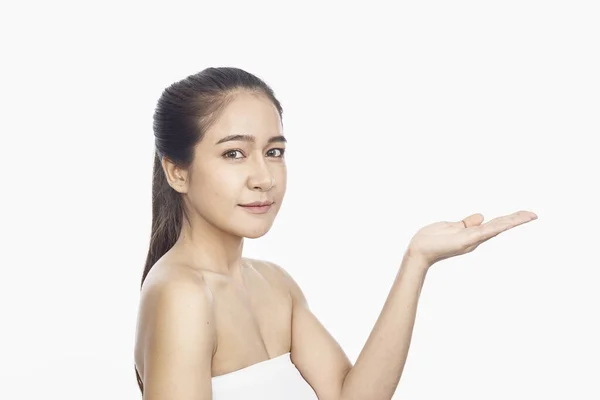 Gyönyörű Fiatal Ázsiai Tiszta Friss Fehér Bőr Elszigetelt Fehér Háttér — Stock Fotó