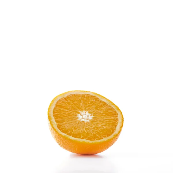 Fruta Laranja Fresca Fatias Frutas Laranja Maduras Isoladas Fundo Branco — Fotografia de Stock