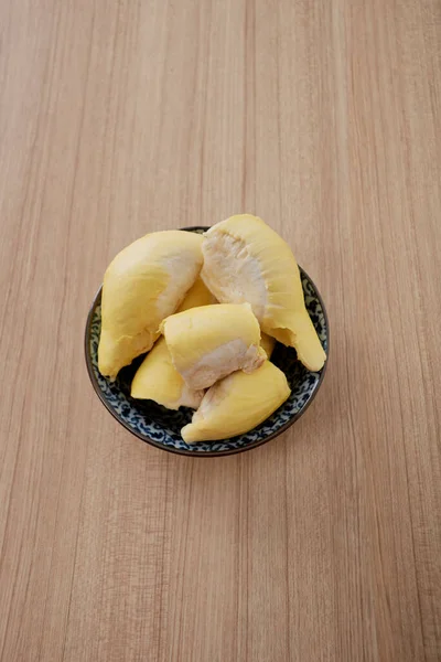 Βασιλιάς Των Φρούτων Της Ασίας Φρέσκα Φρούτα Durian Τοποθετούνται Ένα — Φωτογραφία Αρχείου