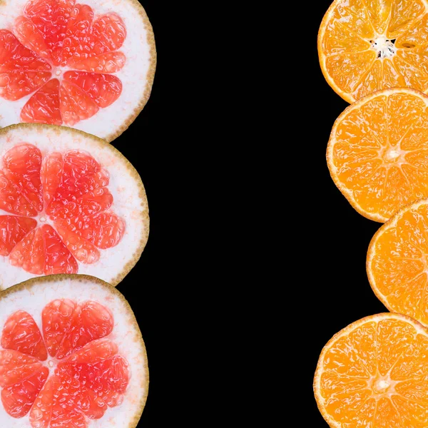 Fruit Plakjes Een Zwarte Achtergrond Met Ruimte Voor Tekst — Stockfoto