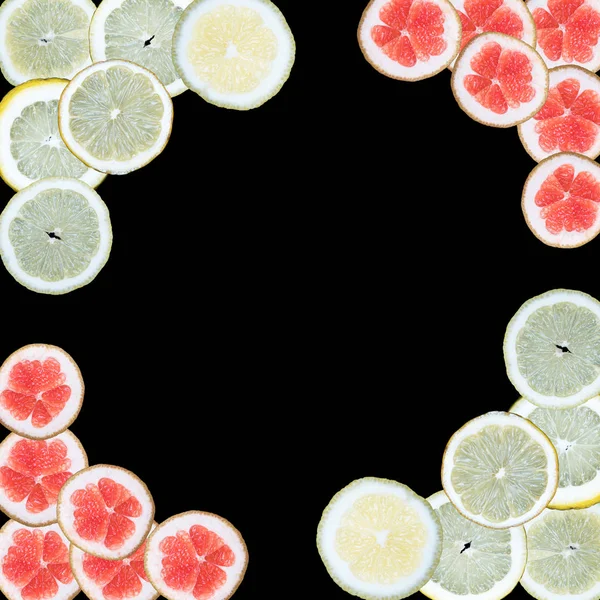 bir siyah arka plan, metin için yer ile meyve dilimleri