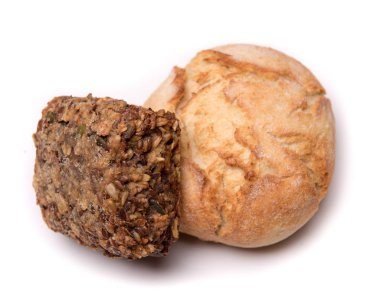 rulo ekmek, izole bir beyaz arka plan üzerinde ekmek