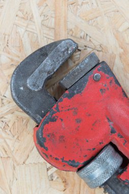 doğal pembe bir arka plan üzerinde eski araçlar