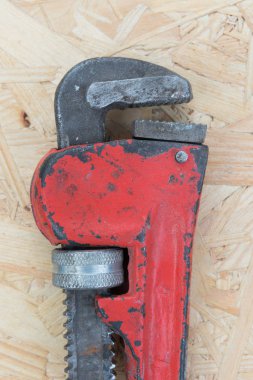 doğal pembe bir arka plan üzerinde eski araçlar